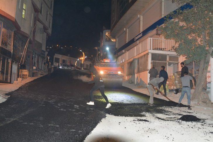 Hakkari’de yol asfaltlama çalışması G2