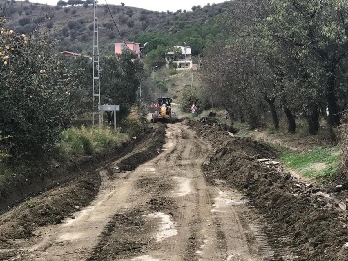 B&uuml;y&uuml;kşehir yağışlardan zarar g&ouml;ren yolları onardı