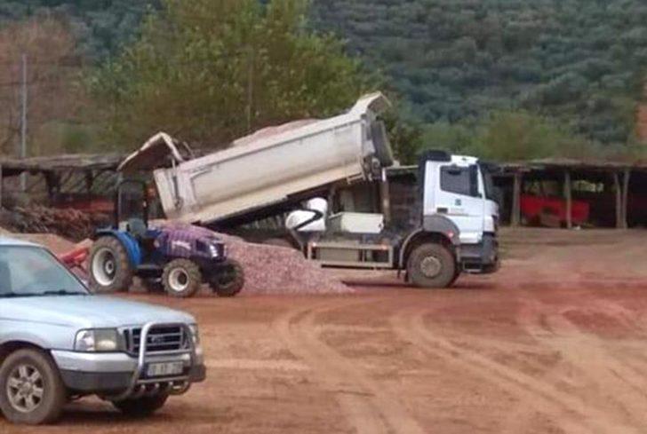 Büyükşehir yağışlardan zarar gören yolları onardı G3