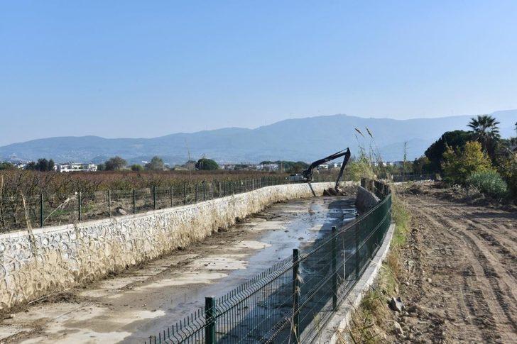 Alaçay Deresi temizleniyor G3