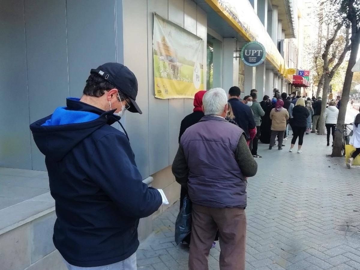 HES kodu zorunluluğu kuyrukları uzattı