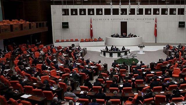 Meclis'te 'diktatör' tartışması