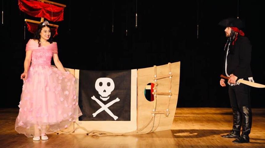 K&ouml;rfezli &Ccedil;ocuklar, &lsquo;Şaşkın Korsan&rsquo;la eğlendi