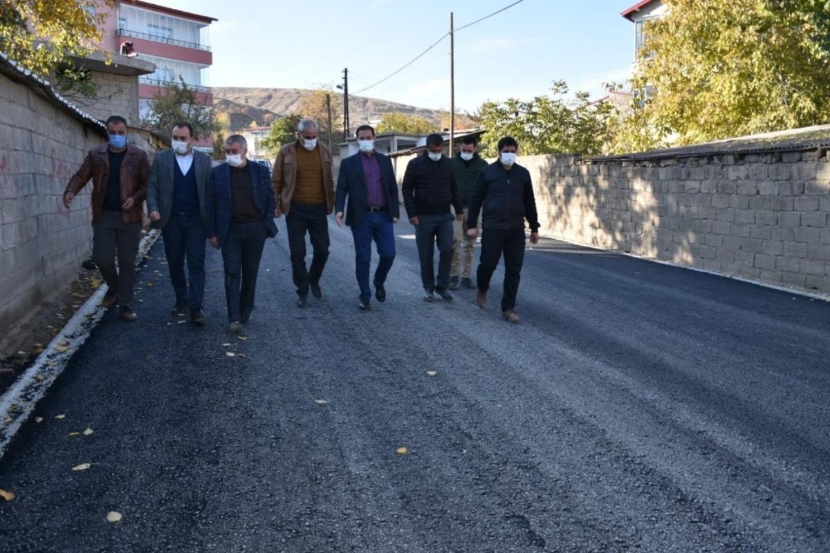 Başkan Geylani: &ldquo;Yol yapım &ccedil;alışmalarımız devam ediyor&rdquo;