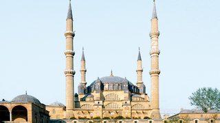 Edirne Selimiye Camii ve Külliyesi tarihi nedir? Selimiye Cami ve Külliyesi nerede? Selimiye Camii ve Külliyesi’nin mimari özellikleri neler? İşte Dünya Kültür Mirası Listesi'nde yer alan Edirne Selimiye Camii ve Külliyesi!