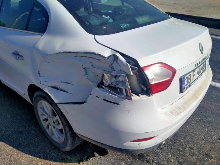 Kavşakta duramayan araç kazaya neden oldu G2