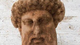 Kanalizasyondan 2 bin 300 yıllık büst çıktı