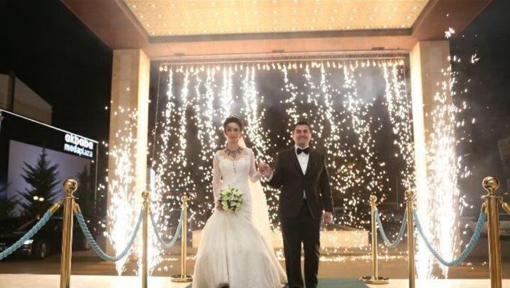 Vali yardımcısı aşiret liderine damat oldu G1