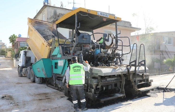 Yüreğir’de asfalt çalışmaları devam ediyor G3