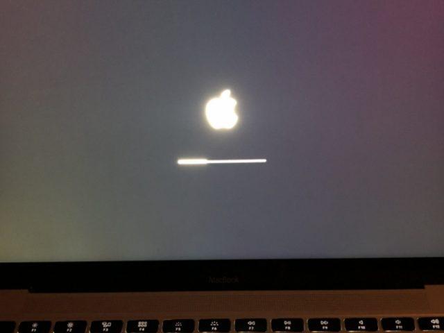 MacBook Pro siyah ekran sorunu