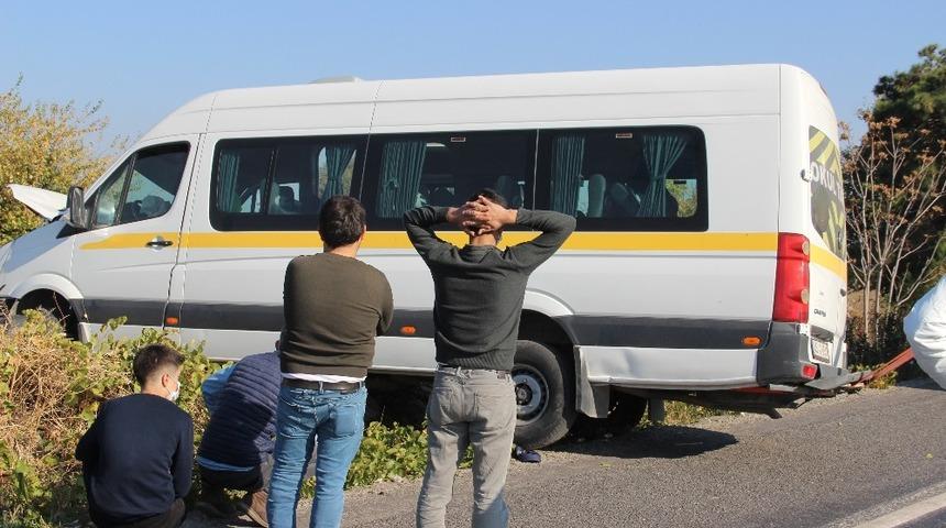 Öğrenci servis kaza yaptı: 5 yaralı