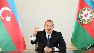 Azerbaycan Cumhurbaşkanı İlham Aliyev, cephe bölgesini ziyaret etti