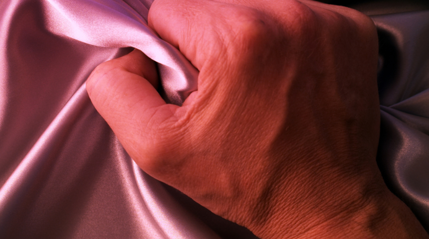 O &uuml;lke karantinaya girdi doktorlar &ouml;nerdi: Mast&uuml;rbasyon yapın