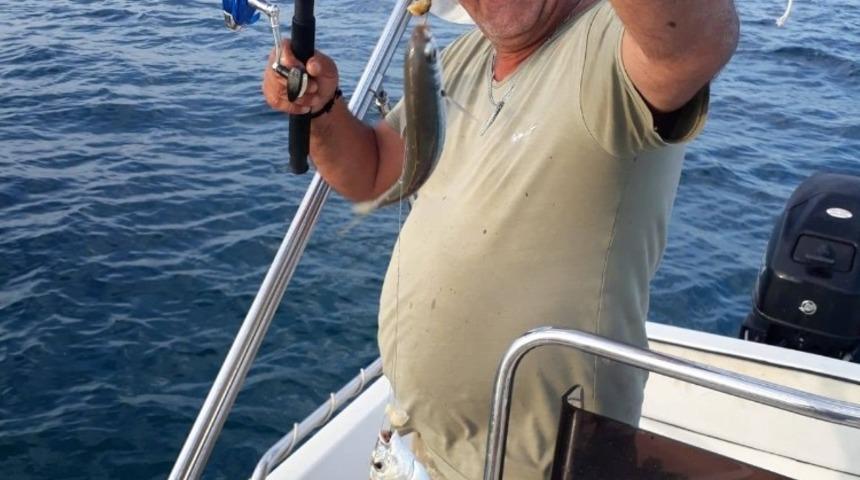 Batan teknede kaybolan balık&ccedil;ılın cesedi Limni sahilinde bulundu