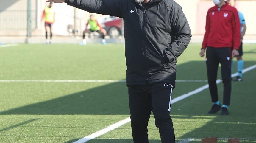 B&uuml;lent Ataman: &ldquo;Her ge&ccedil;en hafta daha iyiye gidiyoruz&rdquo;