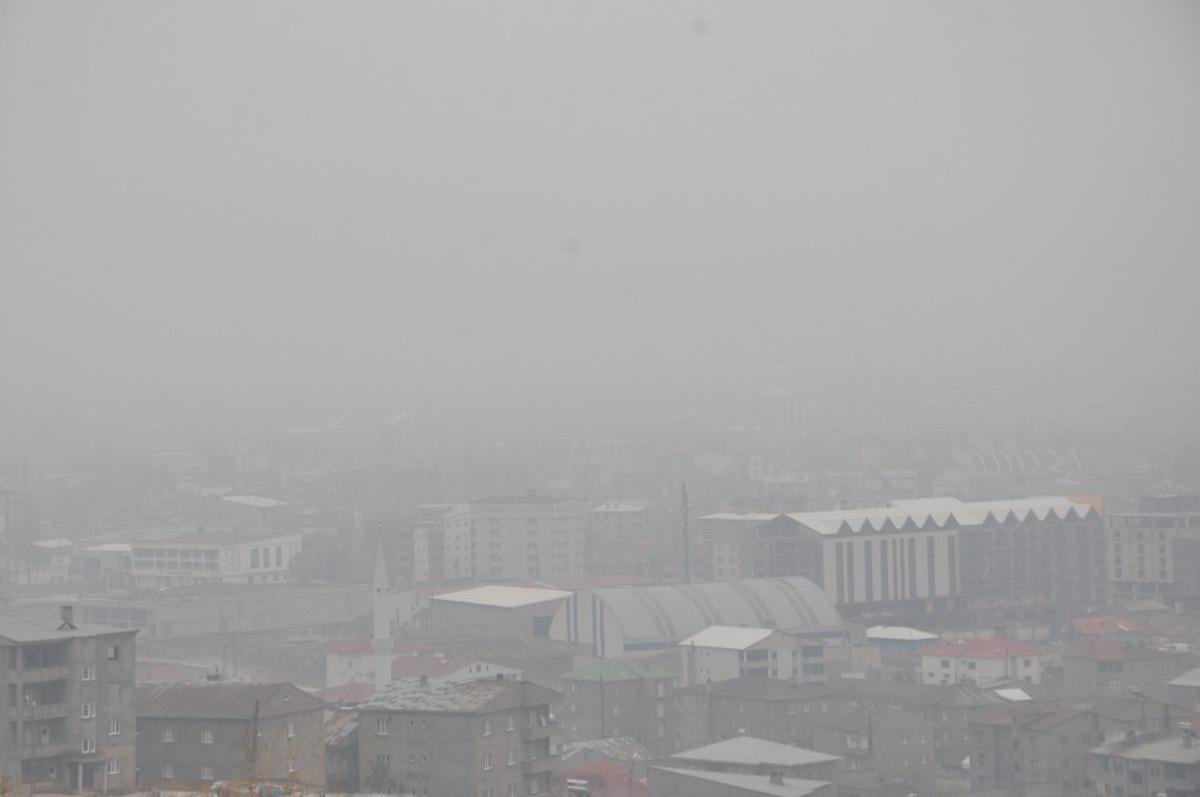 Y&uuml;ksekova&rsquo;da yoğun sis