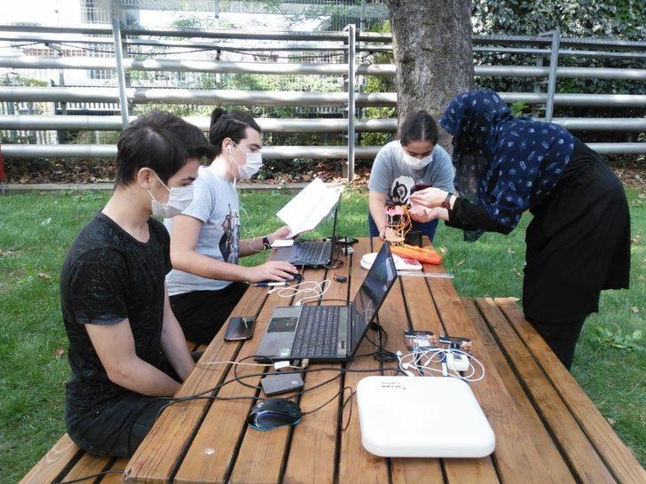 Ali Kuşçu Uzay Evi ve Robot Okulu öğrencilerinden gururlandıran başarı G2