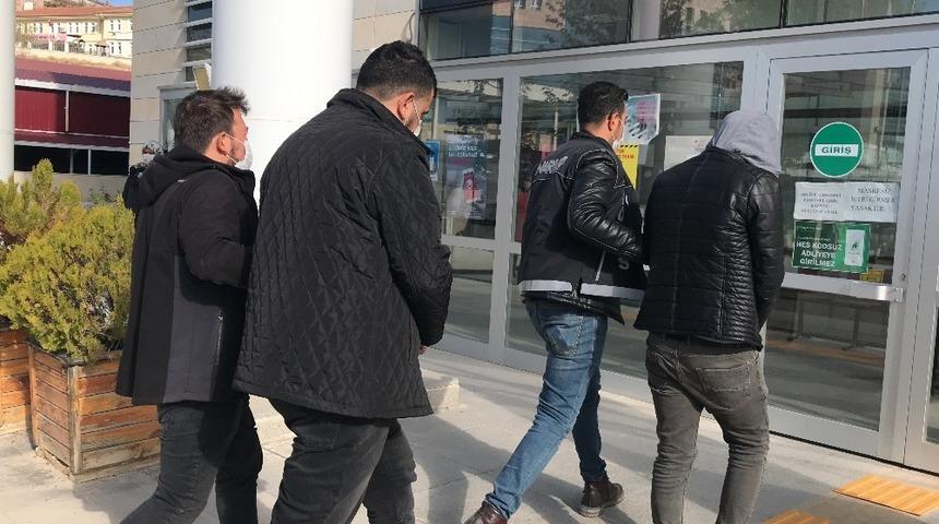 10 kilo uyuşturucu ile yakalanan ş&uuml;pheliler tutuklandı