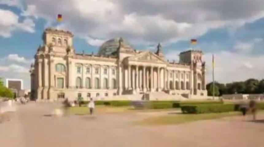 Timelapse Görüntüler ile Berlin&#39;in Bir Günü