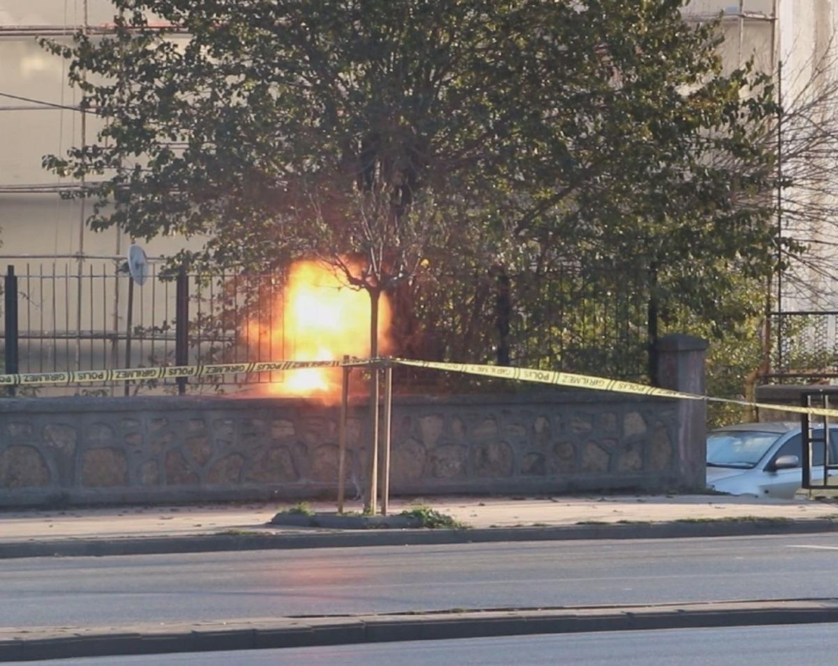 Sivas&rsquo;ta ş&uuml;pheli &ccedil;antadan elbise &ccedil;ıktı