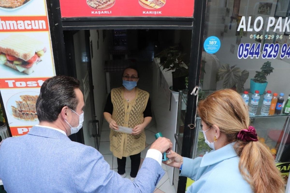 Başkan Yanmaz; "Vir&uuml;sle m&uuml;cadelemiz devam edecek"