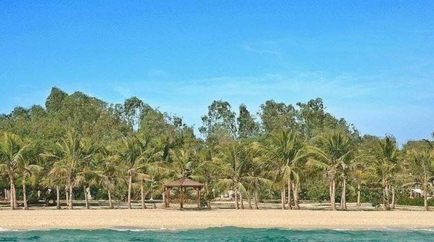 Burası Hawaii Değil, Bir Arap &Uuml;lkesi