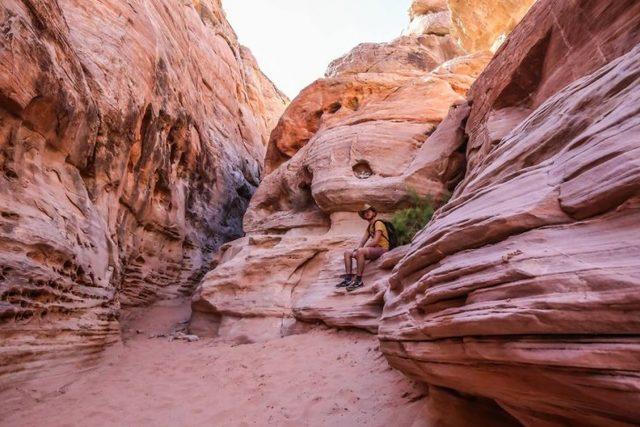 Günde 8 $ Harcayarak 50 Ülke Gezdik! 16