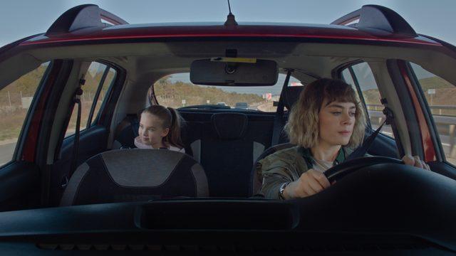 Alev Alev 3. yeni bölüm 2. fragmanı yayınlandı! Alev Alev'de Çelebi Cemre'yi yakaladı mı?