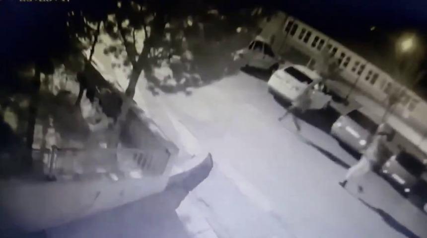 Sivas'ta hareketli anlar: Okul bah&ccedil;esinde patlatılan havai fişek korkuttu