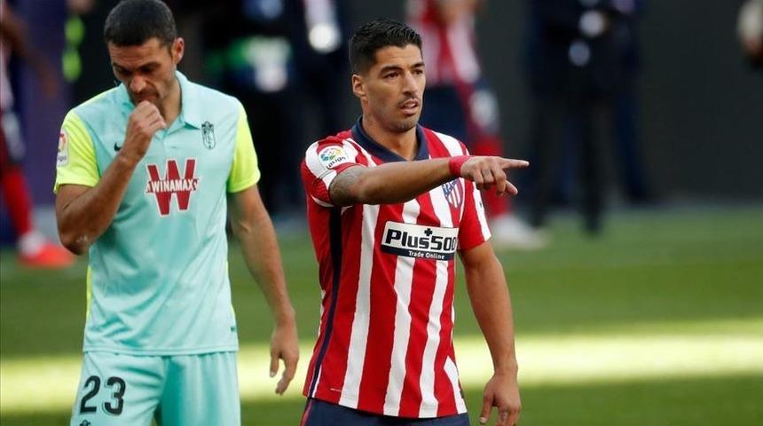 Atletico, Aleves'i Suarez ile yıktı