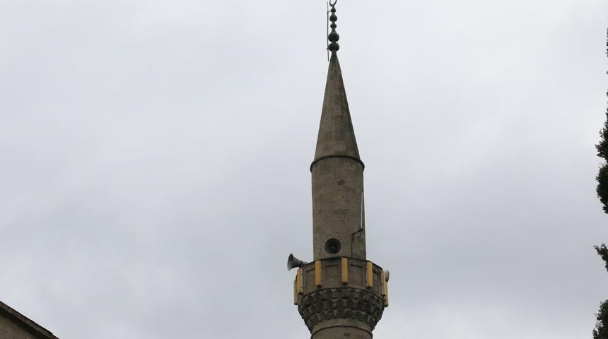 Samsun'da koronavir&uuml;s testi pozitif &ccedil;ıkan &ccedil;ift, camiden anons yaptırdı