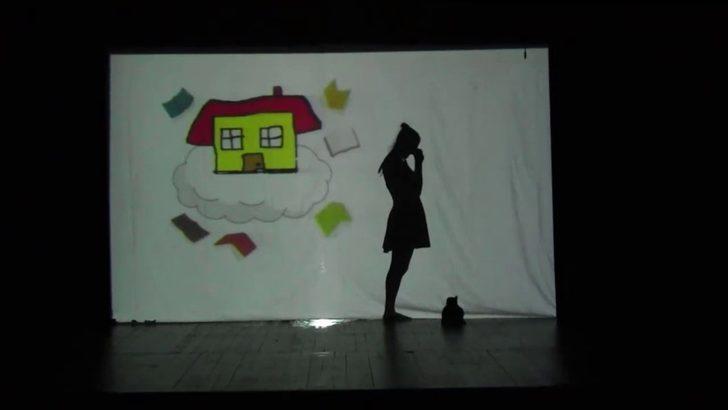 Çocuk tiyatrosunun davetsiz oyuncusu G2