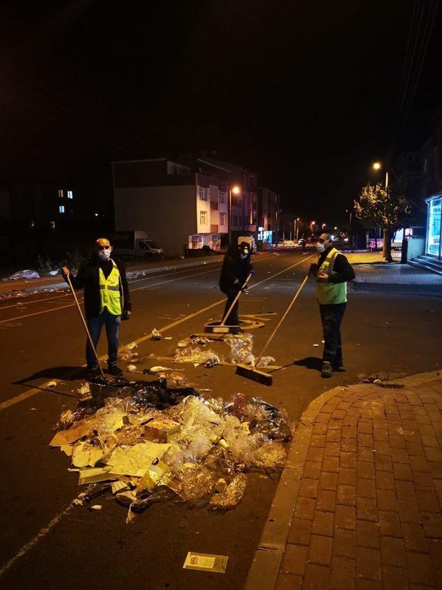 Semt pazarlarında gece temizliği