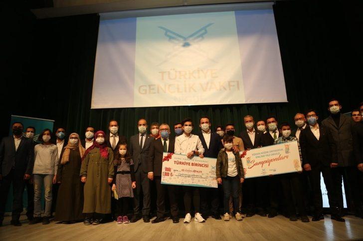 TÜGVA Genç Türkiye Kongresi ödül töreni yapıldı G3