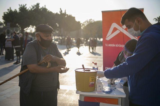 Mersin’de vatandaşlar diyabete karşı bilgilendirildi