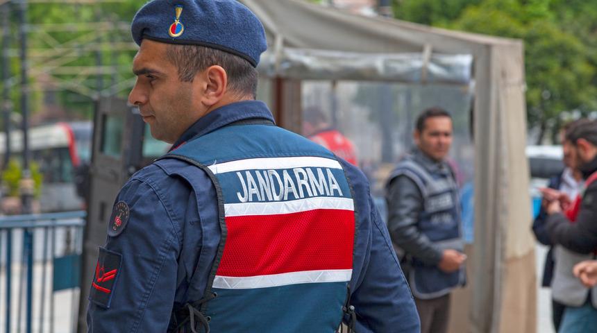 Karantinadan kaçan 2 kişiyi jandarma affetmedi! İşte aldıkları ceza