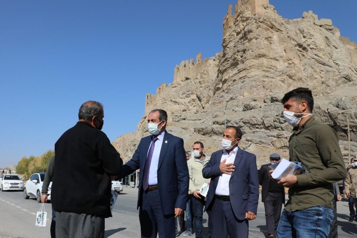 G&uuml;zelsu Mahallesi&rsquo;nin ismi &lsquo;Hoşab&rsquo; olarak değiştirildi