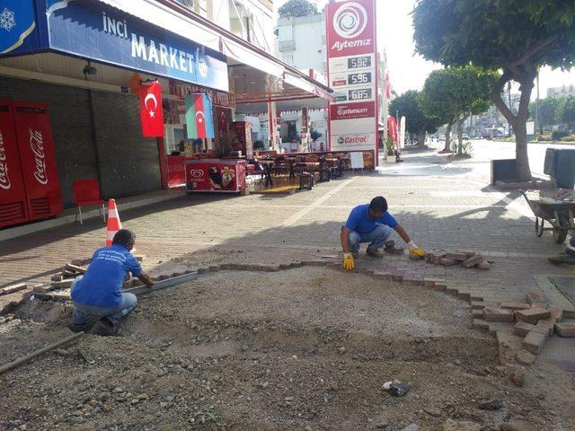 Alanya’da parke bakım ve onarım çalışması