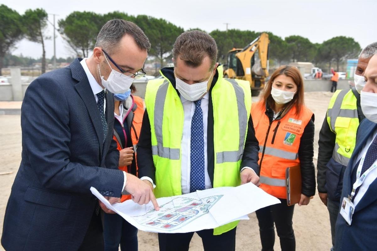 Minikler B&uuml;y&uuml;kşehir Belediyesinin parkında trafiğe &ccedil;ıkacak