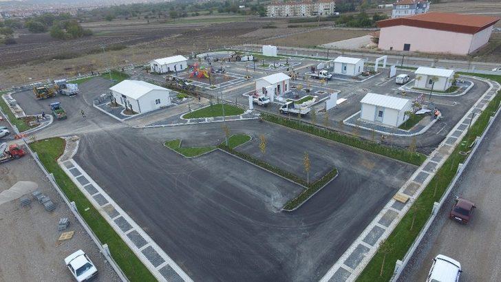 Minikler Büyükşehir Belediyesinin parkında trafiğe çıkacak G3