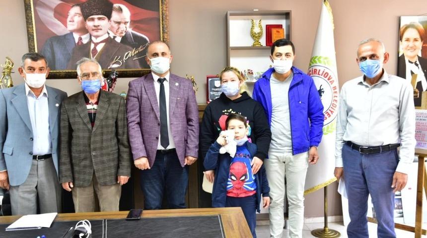 İncirliovalı depremzede aileye yardım eli