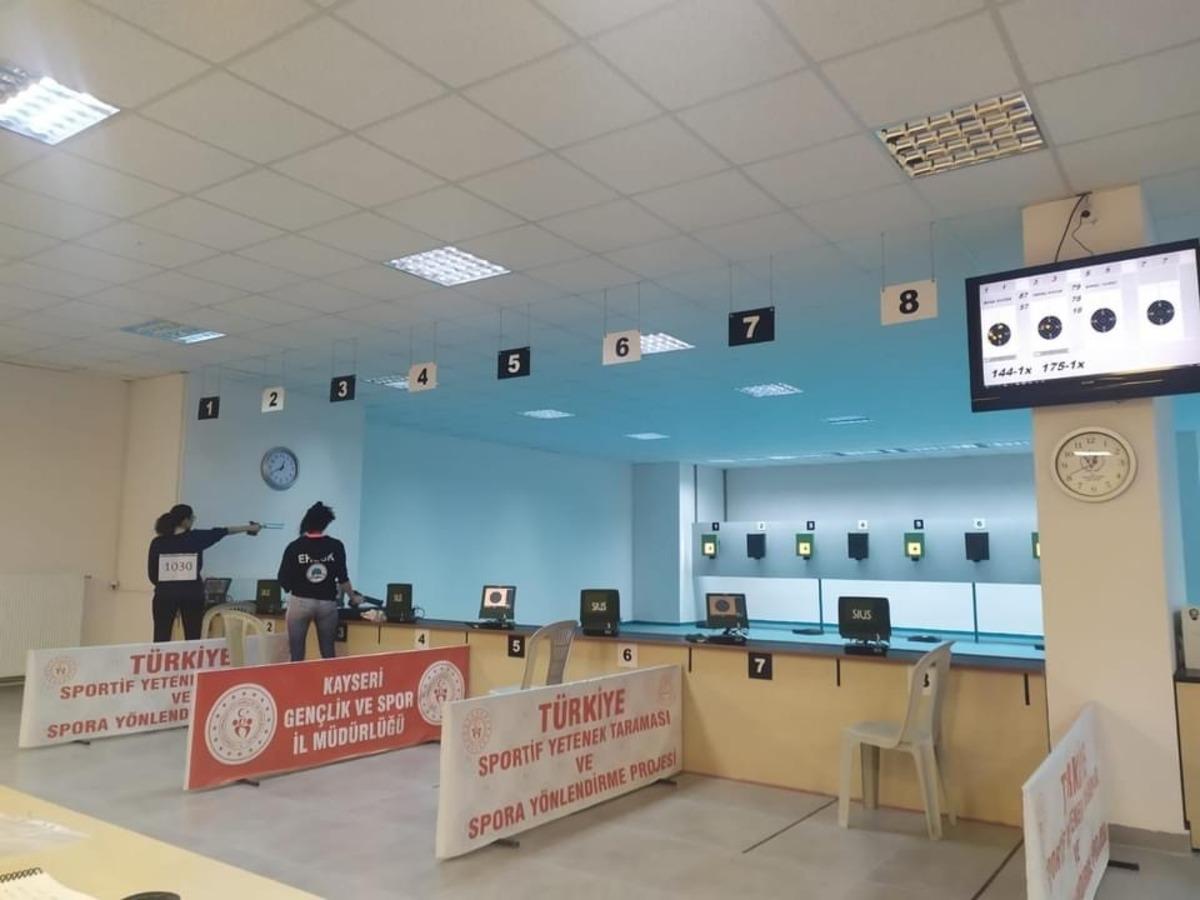 Sporcular atıcılık ligi i&ccedil;in hazır