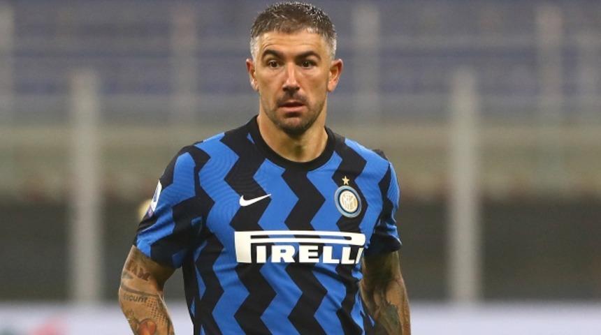 Interli futbolcu Kolarov koronavirüse yakalandı