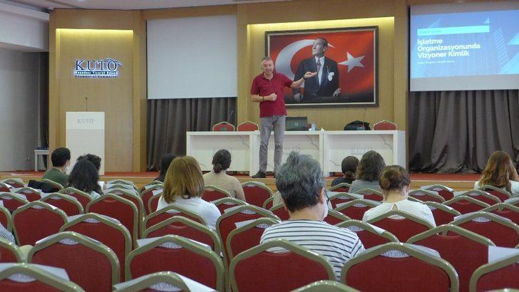 Kuşadası’nda düzenlenen Kadın Girişimci Yönetici Okulu tamamlandı G5