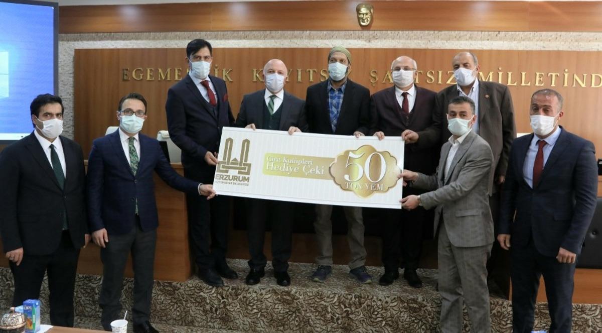 B&uuml;y&uuml;kşehir&rsquo;den atlı spor kul&uuml;plerine yem desteği