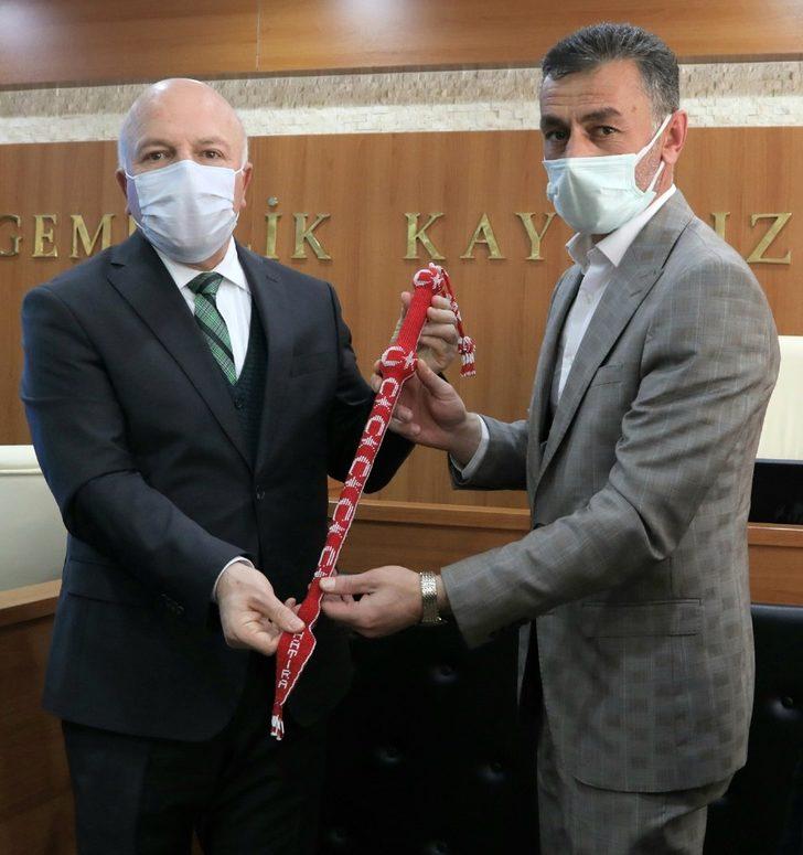 Büyükşehir’den atlı spor kulüplerine yem desteği G4