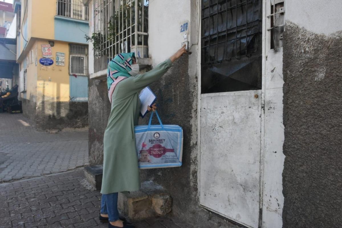 Şahinbey&rsquo;de 125 bin bebeğe "hoş geldin" bebek hediyesi