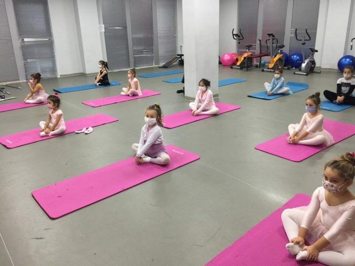 İzmit Belediyesi halk dansları eğitimlerine başladı G1