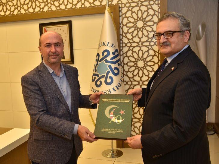 Pakistan Büyükelçisinden Konya Tropikal Kelebek Bahçesi’ne tam not G4