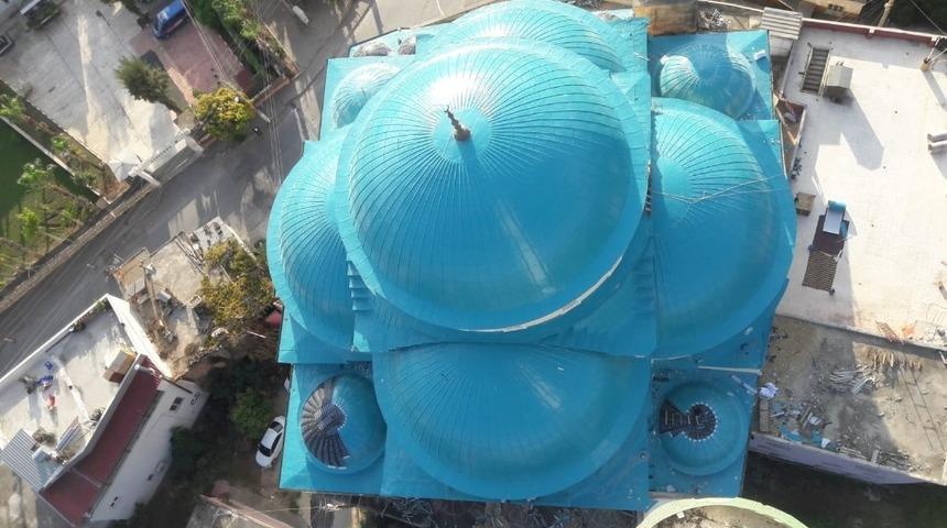 Erdemli&rsquo;de camilerin kubbeleri yenilendi